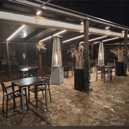 Πανσιόν Bavieca 3*