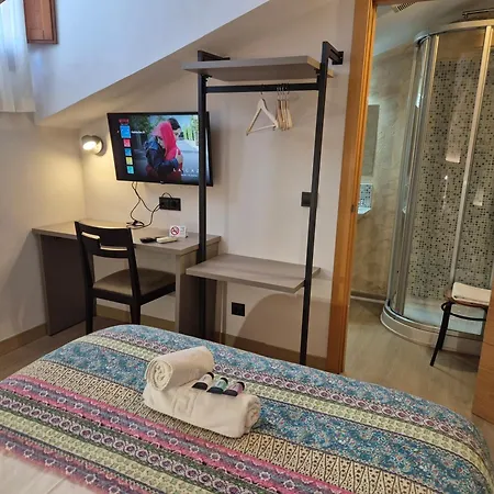 Bavieca 게스트하우스 3*