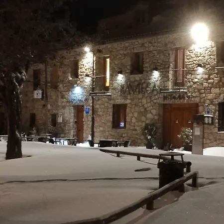 Bavieca Πανσιόν 3*